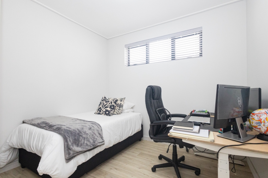 To Let 3 Bedroom Property for Rent in Le Coste Estate Western Cape